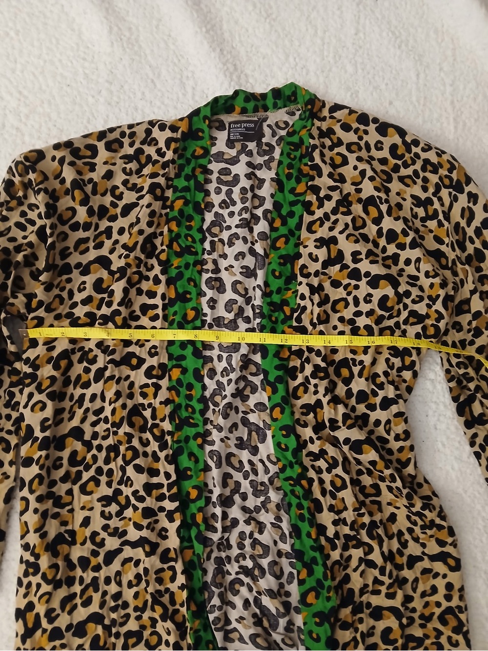 free press Leopard Print kimono with Green Trim - Picture 3 of 7